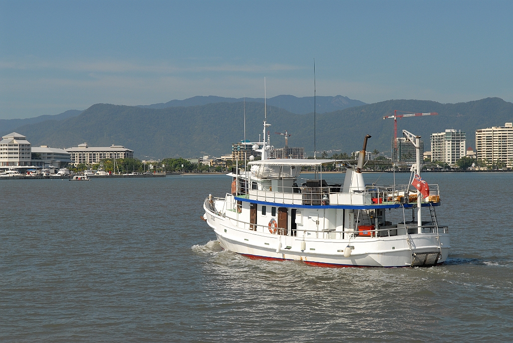 0852 Fitzroy Island.jpg